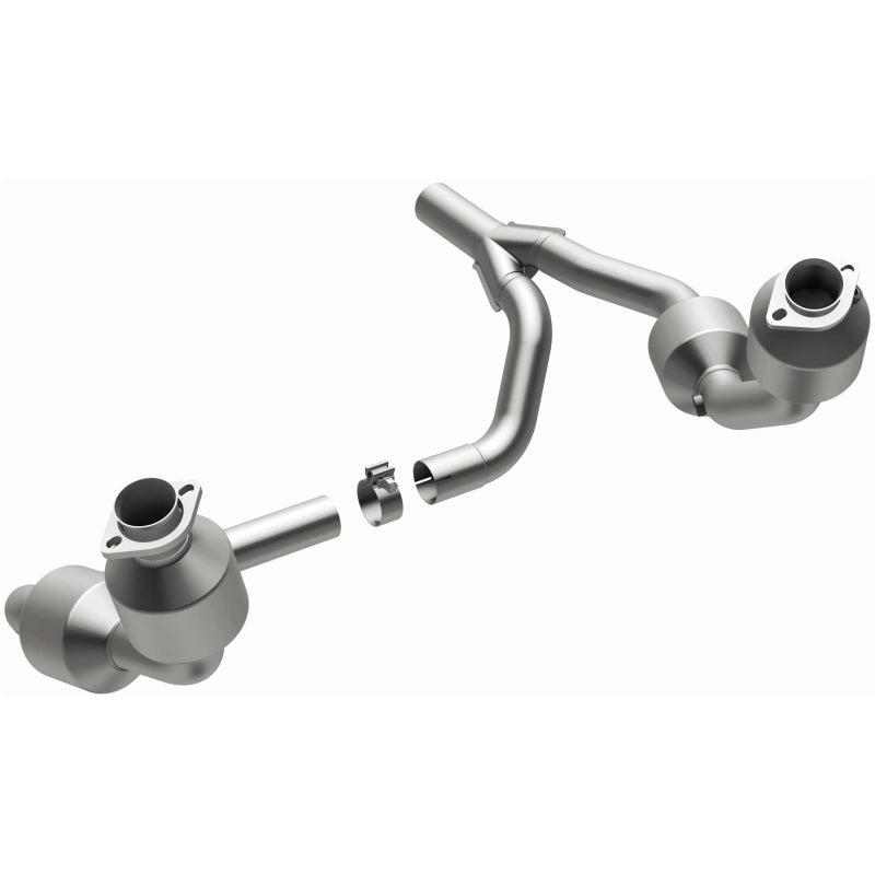 MagnaFlow Conv DF 07-09 Jeep Wrangler/Wrangler Unltd 3.8L (49 State) Magnaflow Catalytic Converter Direct Fit  AXOPROS