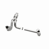 MagnaFlow Conv DF 09-13 Chevy Avalanche 5.3L Magnaflow Catalytic Converter Direct Fit  AXOPROS