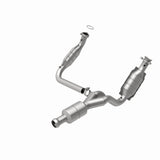 MagnaFlow Conv DF 09-13 Chevy Avalanche 5.3L Magnaflow Catalytic Converter Direct Fit  AXOPROS
