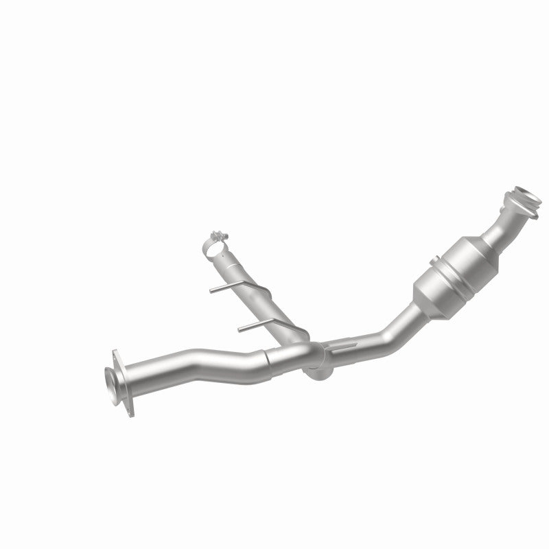 Magnaflow Conv DF 2011-2014 F-150 5.0L Underbody Magnaflow Catalytic Converter Direct Fit  AXOPROS
