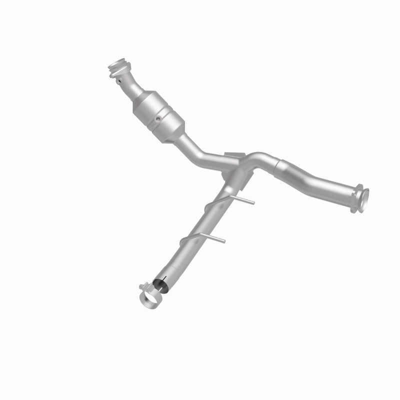 Magnaflow Conv DF 2011-2014 F-150 5.0L Underbody Magnaflow Catalytic Converter Direct Fit  AXOPROS