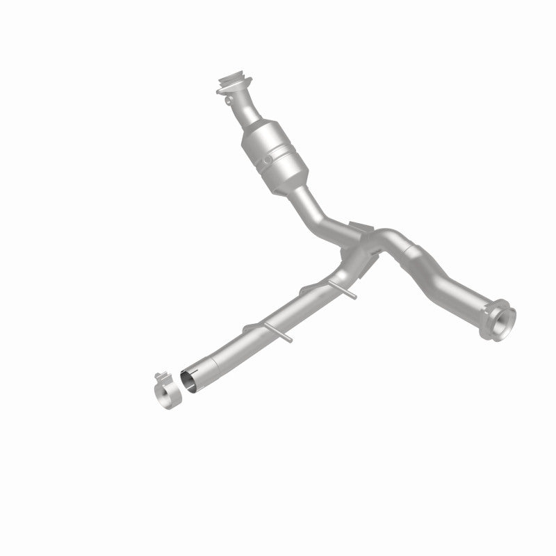 Magnaflow Conv DF 2011-2014 F-150 5.0L Underbody Magnaflow Catalytic Converter Direct Fit  AXOPROS