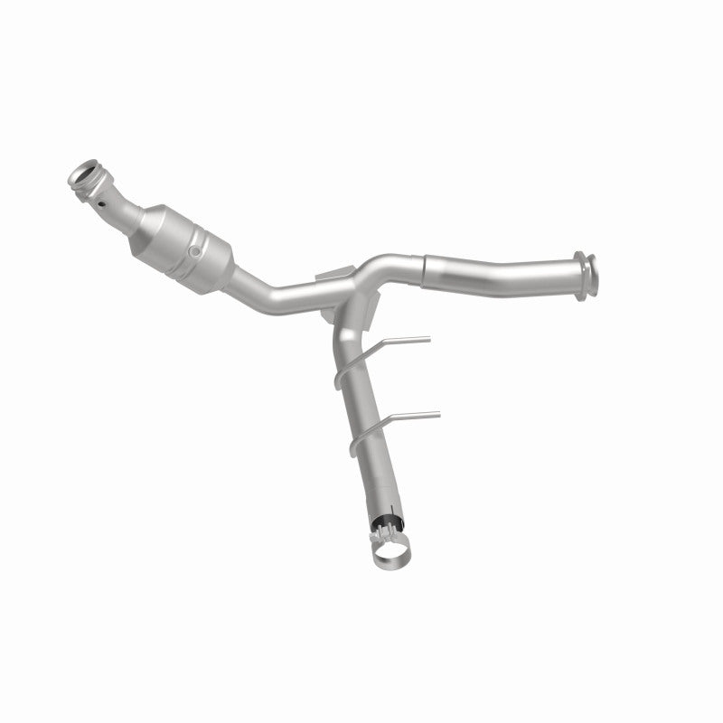 Magnaflow Conv DF 2011-2014 F-150 5.0L Underbody Magnaflow Catalytic Converter Direct Fit  AXOPROS