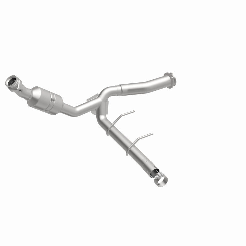 Magnaflow Conv DF 2011-2014 F-150 5.0L Underbody Magnaflow Catalytic Converter Direct Fit  AXOPROS