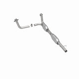 MagnaFlow Conv DF 96 Bronco F150/F250 2 Conv Magnaflow Catalytic Converter Direct Fit  AXOPROS