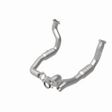MagnaFlow Conv Direct Fit 11-14 Ford F-250 Super Duty / 350 Super Duty V8 6.2L Magnaflow Catalytic Converter Direct Fit  AXOPROS