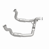 MagnaFlow Conv Direct Fit 11-14 Ford F-250 Super Duty / 350 Super Duty V8 6.2L Magnaflow Catalytic Converter Direct Fit  AXOPROS
