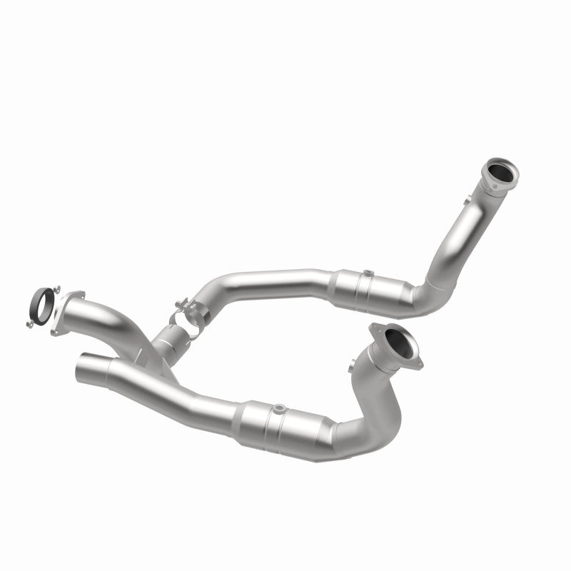 MagnaFlow Conv Direct Fit 11-14 Ford F-250 Super Duty / 350 Super Duty V8 6.2L Magnaflow Catalytic Converter Direct Fit  AXOPROS