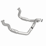 MagnaFlow Conv Direct Fit 11-14 Ford F-250 Super Duty / 350 Super Duty V8 6.2L Magnaflow Catalytic Converter Direct Fit  AXOPROS
