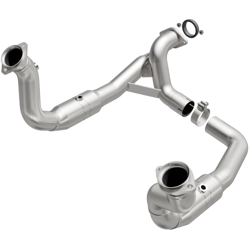 MagnaFlow Conv Direct Fit 11-14 Ford F-250 Super Duty / 350 Super Duty V8 6.2L Magnaflow Catalytic Converter Direct Fit  AXOPROS