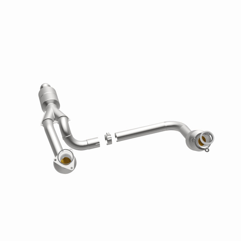MagnaFlow Conv Direct Fit 14-16 GMC Sierra 1500 V6 4.3L Magnaflow Catalytic Converter Direct Fit  AXOPROS