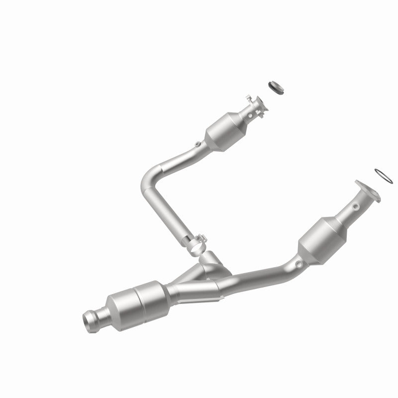 MagnaFlow Conv Direct Fit 14-16 GMC Sierra 1500 V6 4.3L Magnaflow Catalytic Converter Direct Fit  AXOPROS