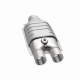 MagnaFlow Conv Univ 2/2.5 D/S Single O2 FED Magnaflow Catalytic Converter Universal  AXOPROS