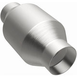 MagnaFlow Conv Univ 2.25in Inlet/Outlet Center/Center Round Magnaflow Catalytic Converter Universal  AXOPROS