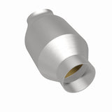 MagnaFlow Conv Univ 2.25inch C/A Met. Magnaflow Catalytic Converter Universal  AXOPROS