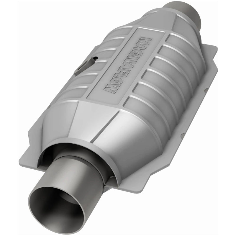 MagnaFlow Conv Univ 2.5 Mid O2 Magnaflow Catalytic Converter Universal  AXOPROS