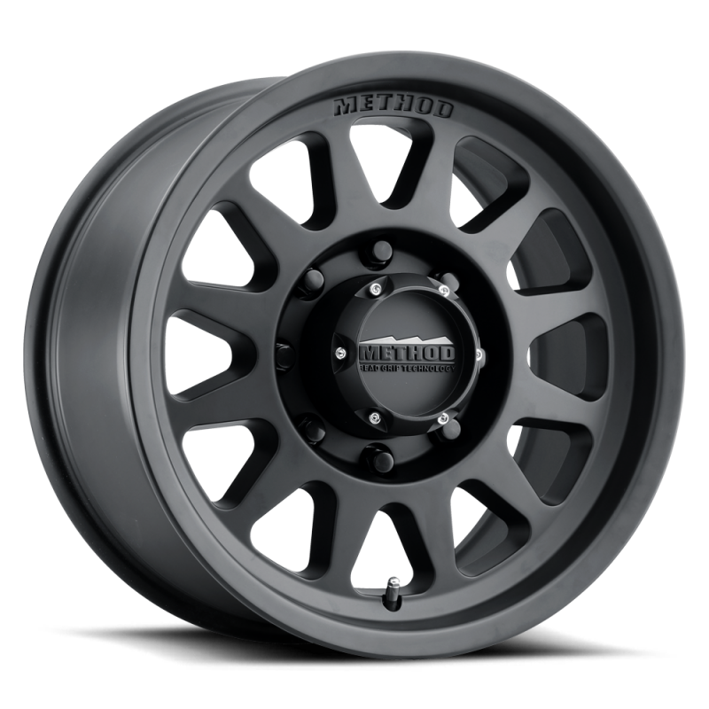 Method MR704 HD 17x9 18mm Offset 8x180 130.81mm CB Matte Black Wheel Method Wheels Wheels - Cast  AXOPROS