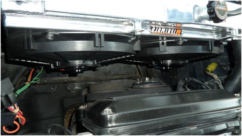 Mishimoto 83-87 Toyota Corolla Aluminum Fan Shroud Kit Mishimoto Fans & Shrouds  AXOPROS