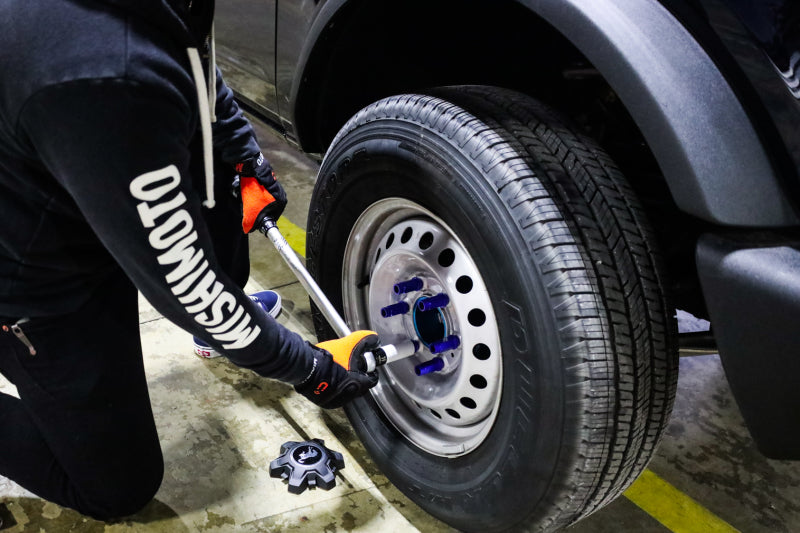 Mishimoto Aluminum Locking Lug Nuts M12x1.5 27pc Set Black Mishimoto Lug Nuts  AXOPROS