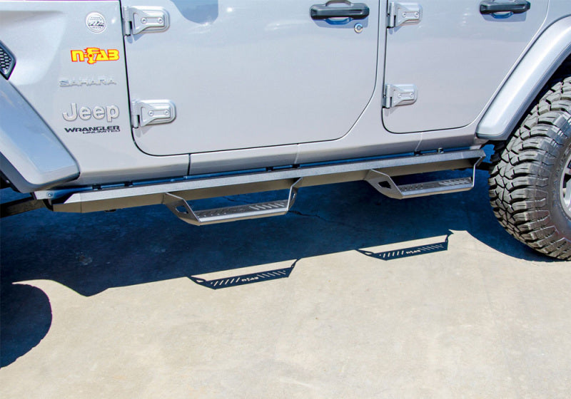 N-Fab Predator Pro Step System 2018 Jeep Wrangler JL 4 Door SUV - Tex. Black N-Fab Nerf Bars  AXOPROS