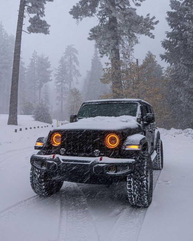 Oracle Jeep Wrangler JL/Gladiator JT 7in. High Powered LED Headlights (Pair) - Dynamic ORACLE Lighting Headlights  AXOPROS