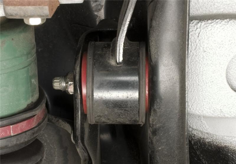 PERRIN 02-07 Subaru WRX/STi / 93-07 Impreza / 98-08 Forester Rear Differential/Subframe Lockdown Sys Perrin Performance Diff Braces  AXOPROS