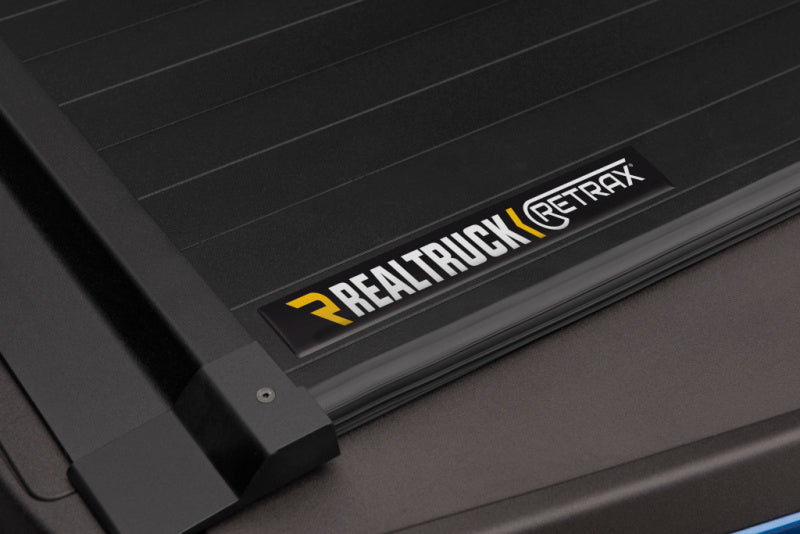 Retrax 17-22 Ford F-250/F-350 Super Duty (Short Bed) Retrax IX Retrax Retractable Bed Covers  AXOPROS