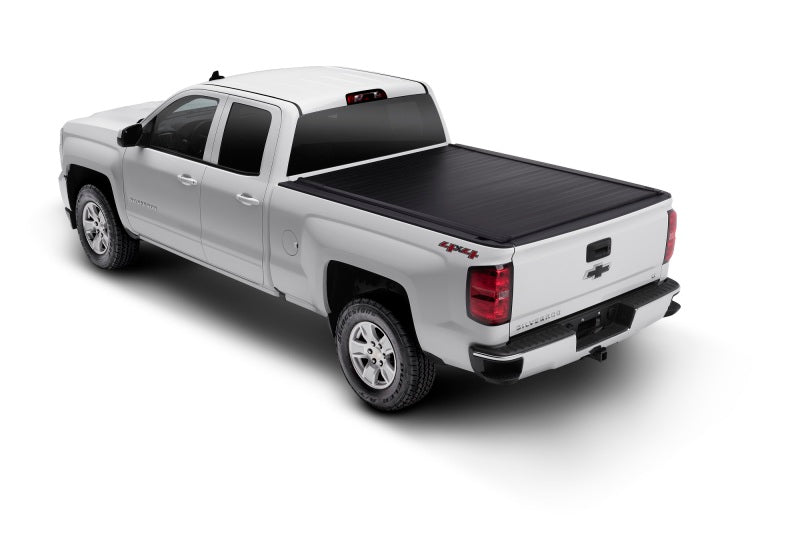 Retrax 19-22 Chevrolet/GMC (5.8ft. Bed) Retrax IX Retrax Retractable Bed Covers  AXOPROS