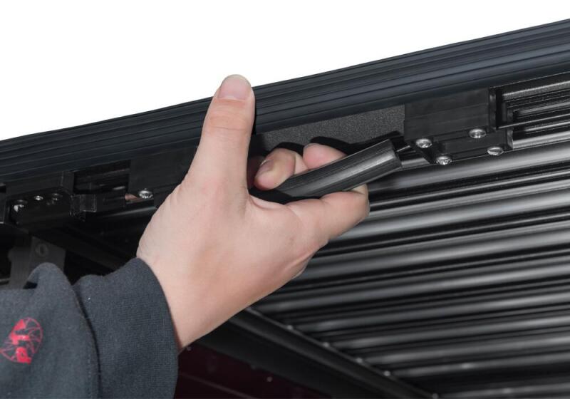 Retrax 19-22 Ram 1500 (5.5ft. Bed) Retrax IX Retrax Retractable Bed Covers  AXOPROS