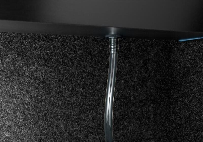 Retrax 2019 Chevy & GMC 5.8ft Bed 1500 RetraxONE XR Retrax Retractable Bed Covers  AXOPROS