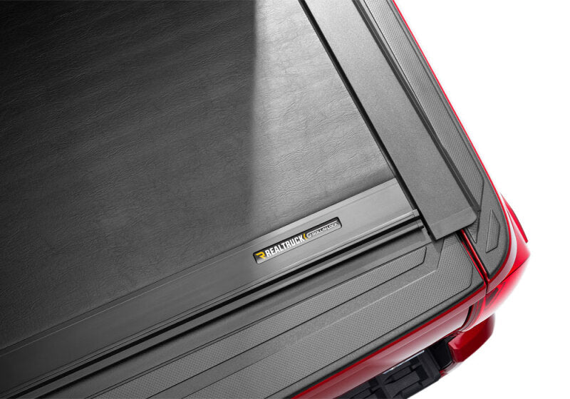 Roll-N-Lock 16-18 Toyota Tacoma Crew Cab SB 60-1/2in M-Series Retractable Tonneau Cover Roll-N-Lock Tonneau Covers - Retractable  AXOPROS