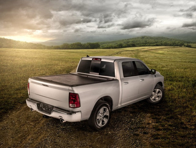 Roll-N-Lock 2009 Dodge Ram 1500 SB 76in M-Series Retractable Tonneau Cover Roll-N-Lock Tonneau Covers - Retractable  AXOPROS