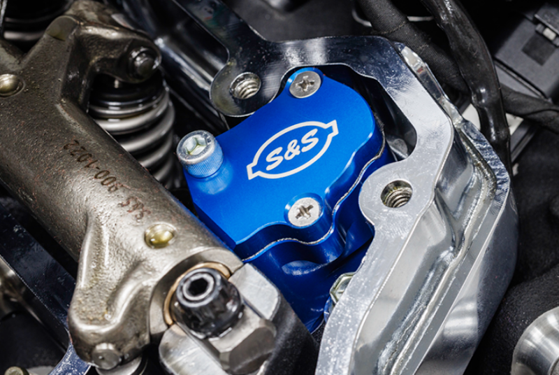 S&S Cycle M8 Models Billet Head Breather Kit S&S Cycle Final Drive Gears  AXOPROS