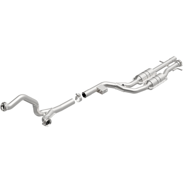 Standard Grade Direct-Fit Catalytic Converter MagnaFlow Exhaust Products Catalytic Converter  AXOPROS