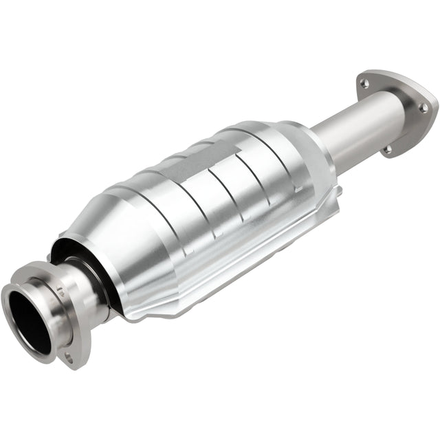 Standard Grade Direct-Fit Catalytic Converter MagnaFlow Exhaust Products Catalytic Converter  AXOPROS