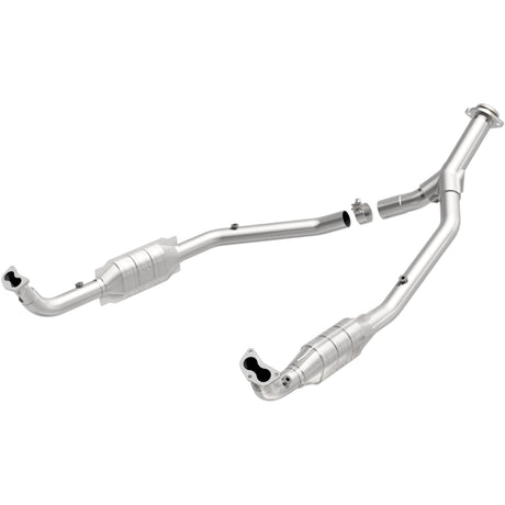 Standard Grade Direct-Fit Catalytic Converter MagnaFlow Exhaust Products Catalytic Converter  AXOPROS