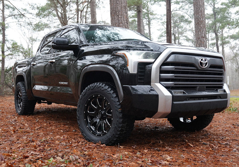 Superlift 2022 Toyota Tundra 2WD/4WD 2in Leveling Kit w/Upper Strut Spacers Superlift Leveling Kits  AXOPROS