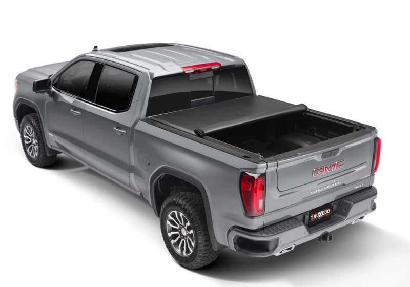 Truxedo 19-20 GMC Sierra & Chevrolet Silverado 1500 (New Body) 5ft 8in Lo Pro Bed Cover Truxedo Bed Covers - Roll Up  AXOPROS
