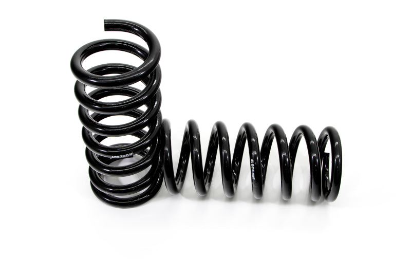 UMI Performance 78-88 GM G-Body Front 1in 70-81 F-Body 2-1/2in Lowering Spring UMI Performance Lowering Springs  AXOPROS