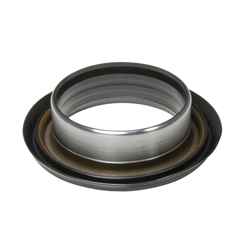 Yukon Gear Adapter Sleeve for GM 8.6in/9.5in Yokes to use Triple Lip Pinion Seal Yukon Gear & Axle Differential Seal Kits  AXOPROS