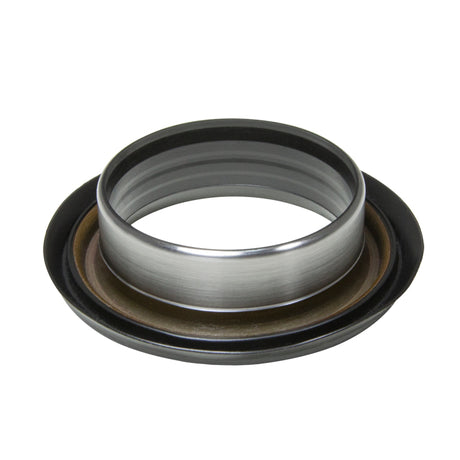 Yukon Gear Adapter Sleeve for GM 8.6in/9.5in Yokes to use Triple Lip Pinion Seal Yukon Gear & Axle Differential Seal Kits  AXOPROS