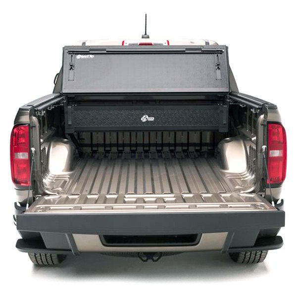 BAK® • 226207 • BAKFlip G2 • Hard Folding Tonneau Cover • Ram 1500 09-23